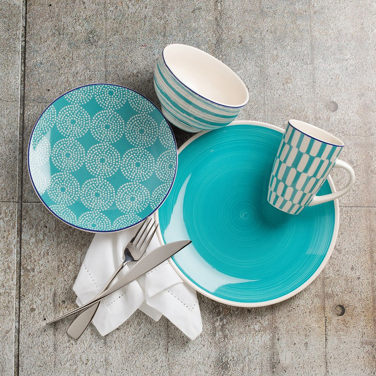 Simpatico 16 Piece Dinnerware Set in Turquoise - Euro Ceramica 