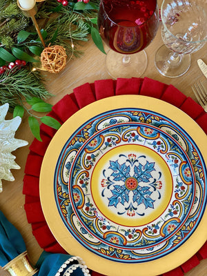 3 Creative & Trendy Ideas for Setting the Christmas Table This Year - Euro Ceramica 