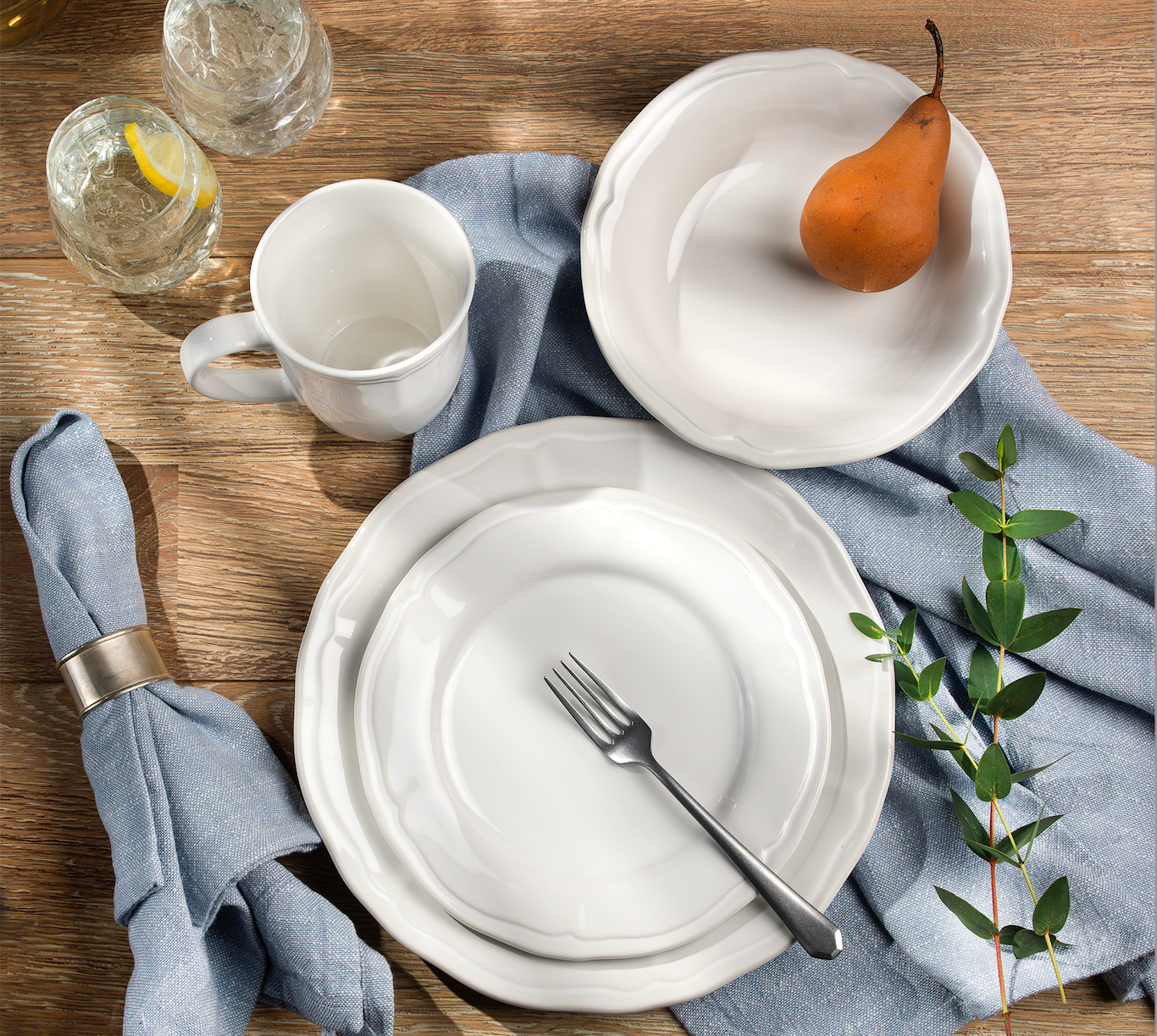 Dinnerware Sets