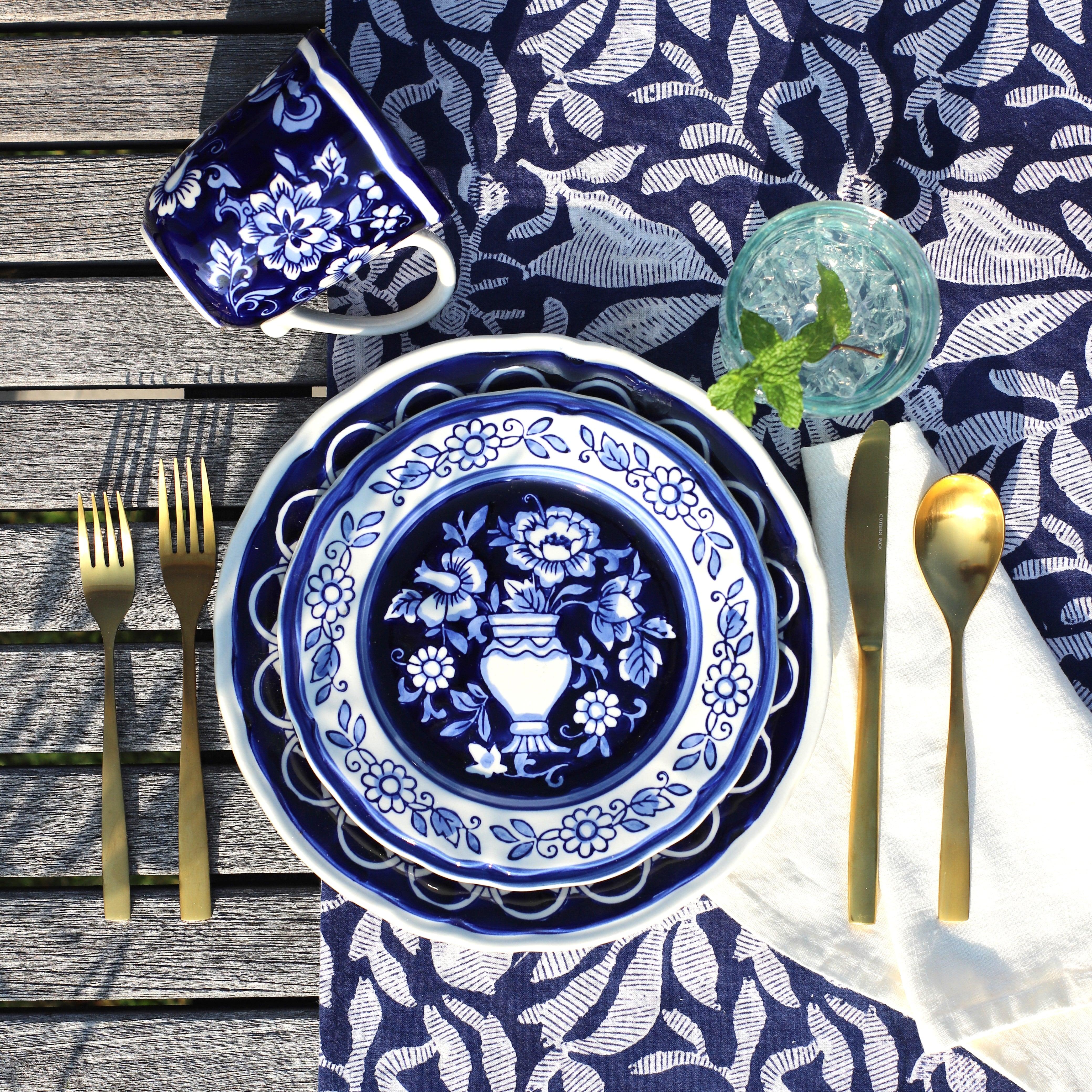 Blue Garden Piece Hand-painted Salad Plates – Euro Ceramica