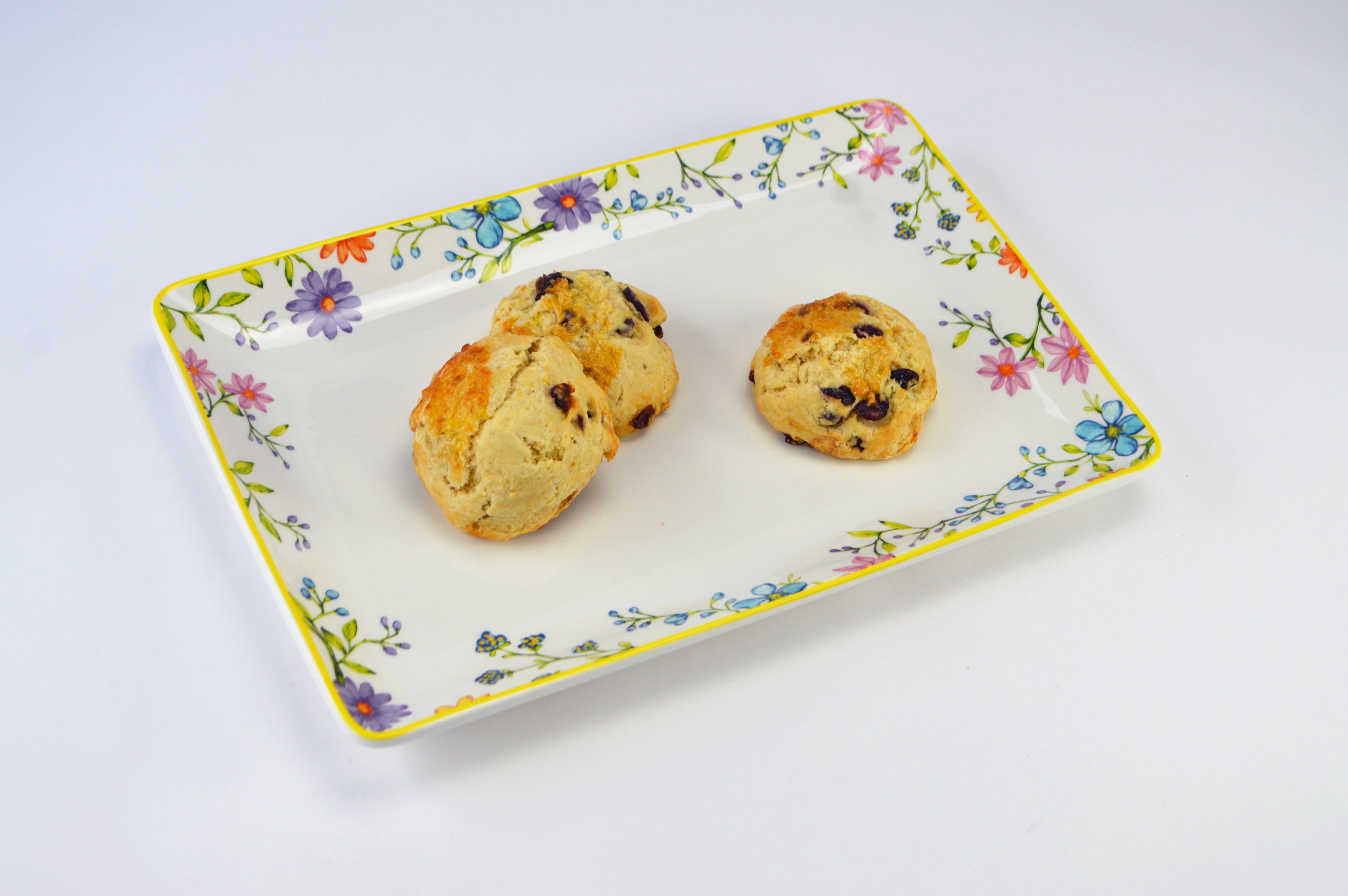 Charlotte 16.5-Inch Rectangular Serving Platter - Euro Ceramica 