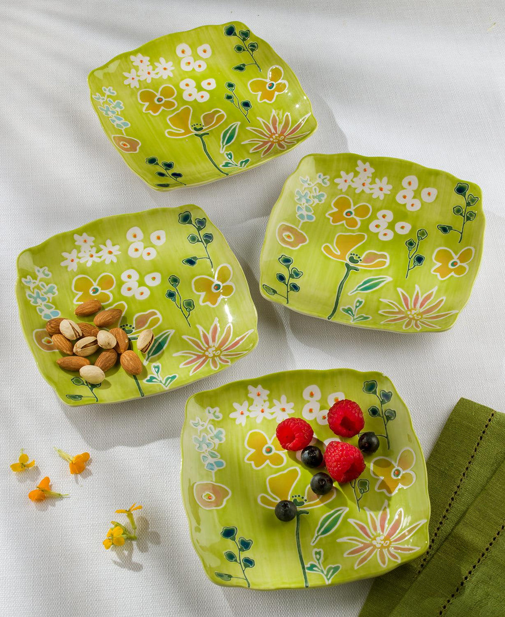 Primavera Handpainted Stoneware Canape Plates Set, Set of 4