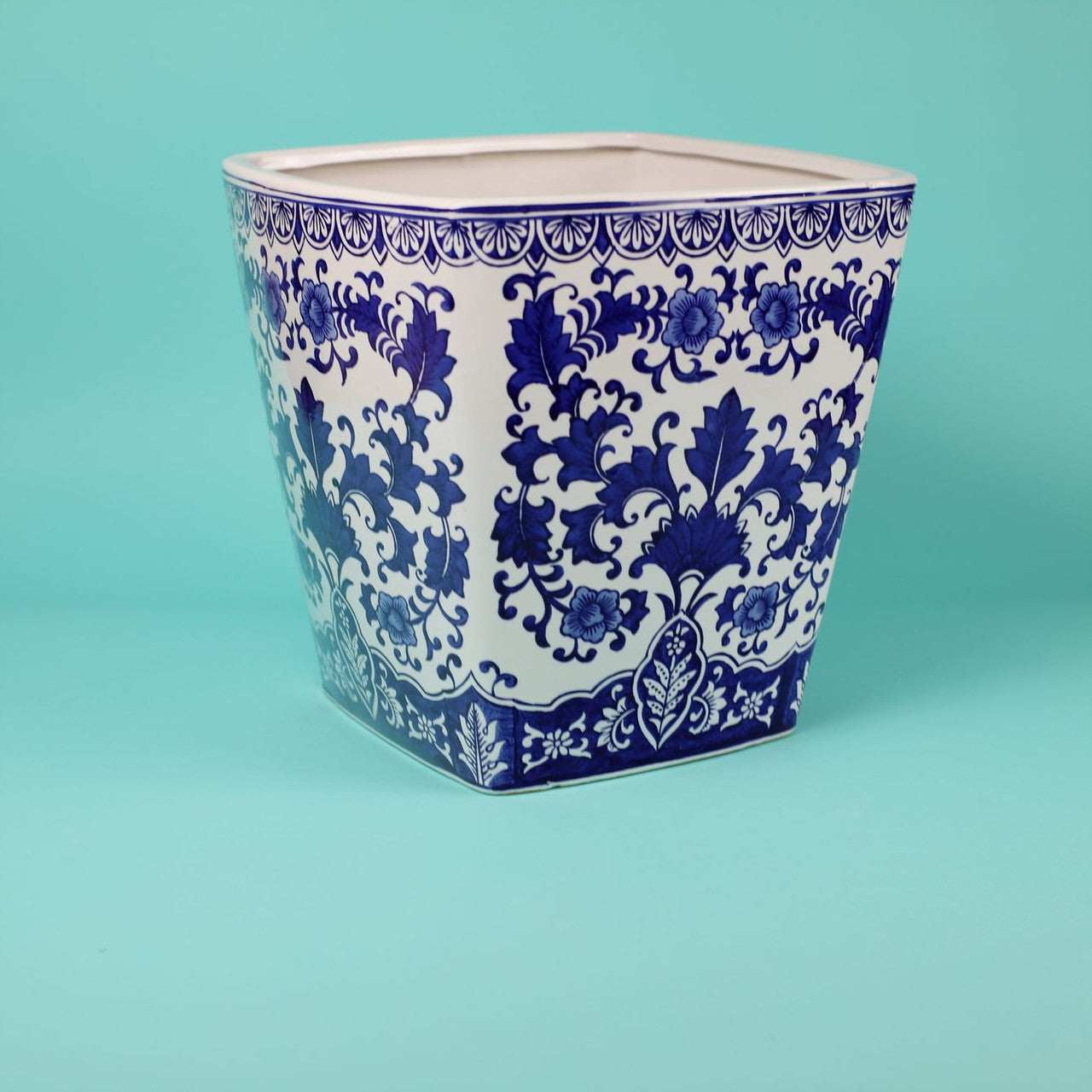 Blue and White 14" Camelia Garden Planter